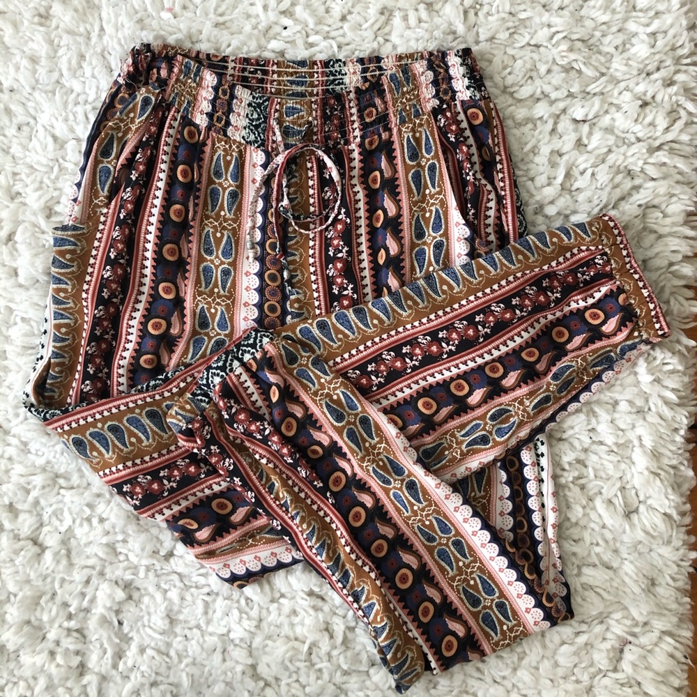 American eagle flower pants